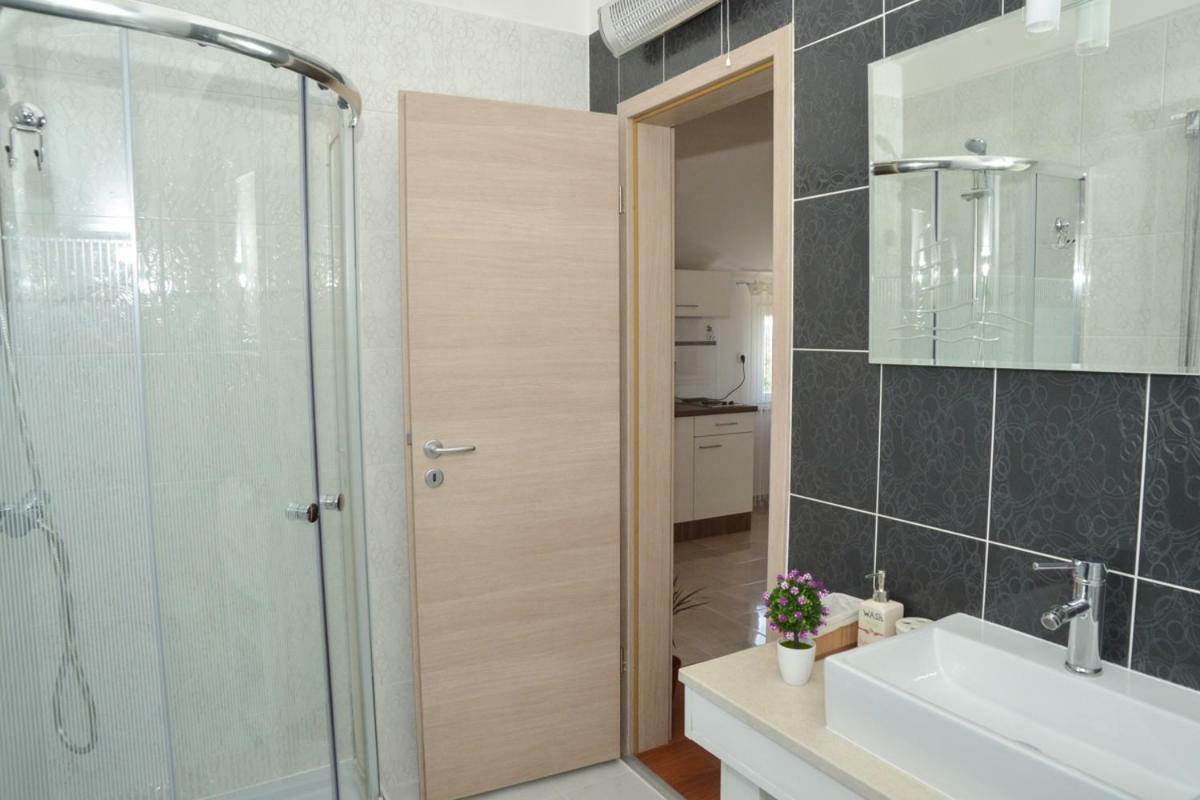 Apartment Antonio Zadar Exterior photo